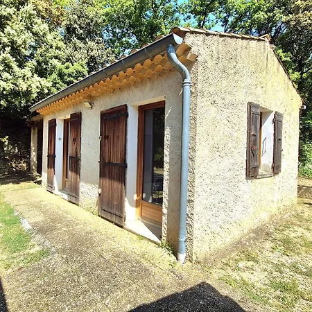 Maison Independante Avec Jardin, De 26m2 Equipe Avec Climatisation Reversible